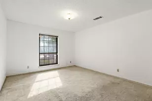 3001 S Country Club Rd, Garland, TX 75043 - Photo 29