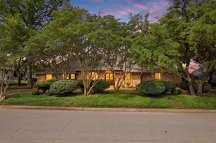 3001 S Country Club Rd, Garland, TX 75043 - Photo 3