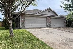 1334 Piedmont Dr, Mansfield, TX 76063 - Photo 3