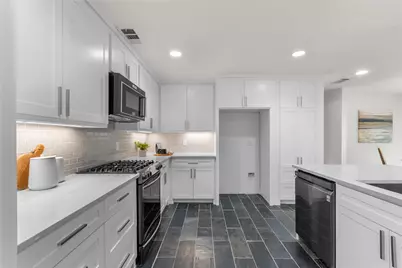 5739 Brushy Creek Trail, Dallas, TX 75252 - Photo 13