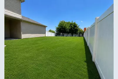 700 Hartsfield Street, Aubrey, TX 76227 - Photo 23