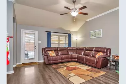 5757 Mountain Stream Trail, Fort Worth, TX 76244 - Photo 3