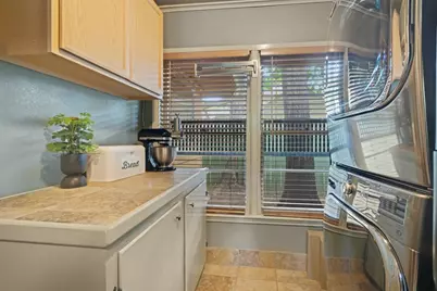 1815 N Bell Avenue, Denton, TX 76209 - Photo 21