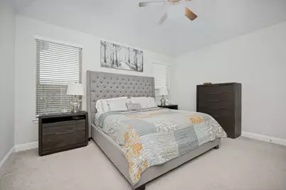 1014 W Villas Court, Lewisville, TX 75067 - Photo 17