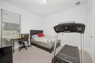 1014 W Villas Court, Lewisville, TX 75067 - Photo 7