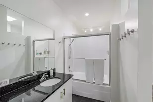 4242 Buena Vista St, Dallas, TX 75205 - Photo 15