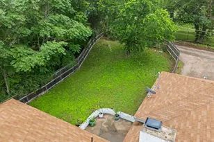 3732 Kiest Knoll Dr, Dallas, TX 75233 - Photo 27