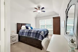 1412 Hawk Valley Dr, Little Elm, TX 75068 - Photo 17