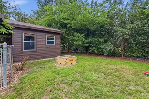2137 Lenamon St, Waco, TX 76710 - Photo 25