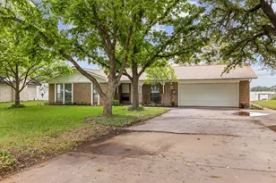 3905 Winding Way, Granbury, TX 76049 - Photo 7