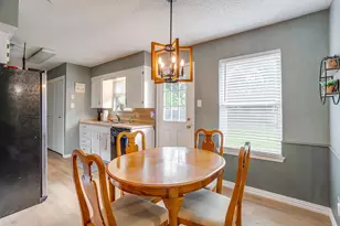 517 Post Oak Ln, Burleson, TX 76028 - Photo 17