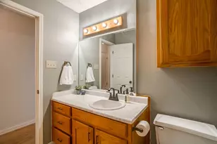 517 Post Oak Ln, Burleson, TX 76028 - Photo 23