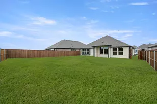 7537 Lavender Ln, Ponder, TX 76259 - Photo 27