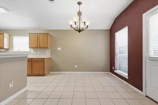 115 Loda Ct, Grand Prairie, TX 75050 - Photo 15