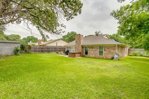 2135 Reverchon Dr, Arlington, TX 76017 - Photo 37