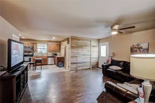 104 Richard Ln, Azle, TX 76020 - Photo 3
