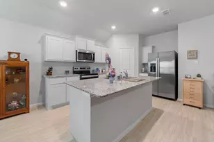 313 Crestridge Dr N, Cleburne, TX 76033 - Photo 5
