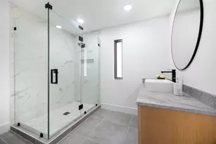9622 Hilldale Dr, Dallas, TX 75231 - Photo 23