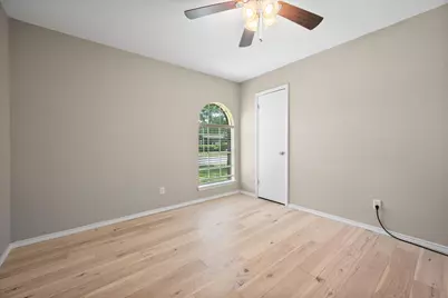 212 S Heights Drive, Crowley, TX 76036 - Photo 21