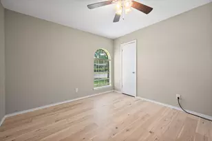 212 S Heights Dr, Crowley, TX 76036 - Photo 21