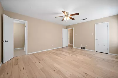 212 S Heights Drive, Crowley, TX 76036 - Photo 23
