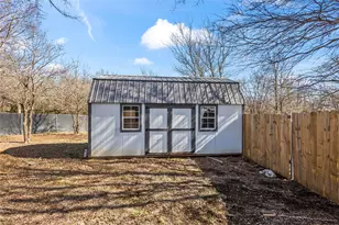 8045 County Rd 1200, Grandview, TX 76050 - Photo 27