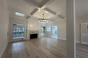 2109 S Winding Creek Dr, Grapevine, TX 76051 - Photo 5