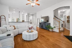 120 Myrtle Creek, Grapevine, TX 76051 - Photo 9