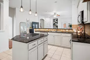 120 Myrtle Creek, Grapevine, TX 76051 - Photo 13