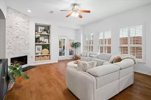 120 Myrtle Creek, Grapevine, TX 76051 - Photo 7