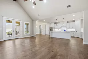 4918 Centre Ct, Granbury, TX 76049 - Photo 7