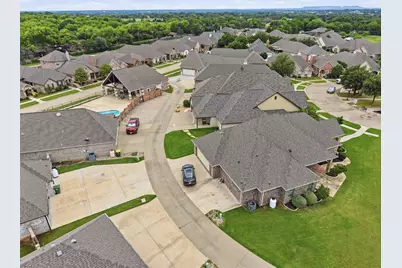 4918 Centre Court, Granbury, TX 76049 - Photo 31
