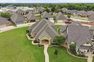4918 Centre Ct, Granbury, TX 76049 - Photo 29