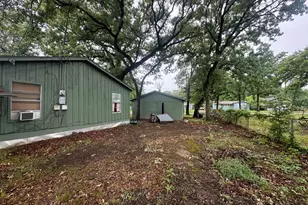 812 Cedarcrest Dr, Tool, TX 75143 - Photo 5
