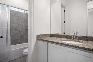 2035 Sherwood Dr, Garland, TX 75041 - Photo 33
