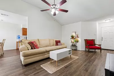 825 Bristol Avenue, Saginaw, TX 76179 - Photo 7