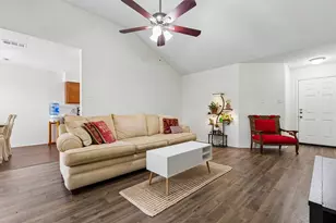825 Bristol Ave, Saginaw, TX 76179 - Photo 7