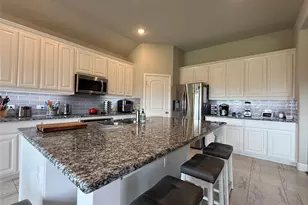 137 Constitution Dr, Joshua, TX 76058 - Photo 13