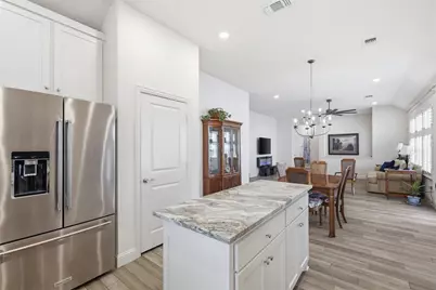 3806 Crested Eagle Way, Arlington, TX 76005 - Photo 11