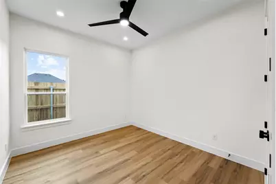 2300 Cherry Sage Drive, Arlington, TX 76001 - Photo 17