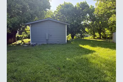117 Bowie Street, Clyde, TX 79510 - Photo 11