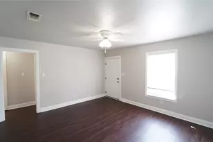 313 E Columbia St, Weatherford, TX 76086 - Photo 9