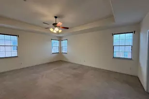 305 Moonlight Dr, Euless, TX 76039 - Photo 15