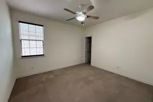 305 Moonlight Dr, Euless, TX 76039 - Photo 9