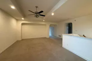 305 Moonlight Dr, Euless, TX 76039 - Photo 7