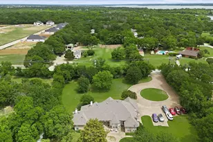 102 Dobbs Rd, Lake Dallas, TX 76208 - Photo 19