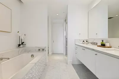 2408 Victory Park Lane #1035, Dallas, TX 75219 - Photo 5