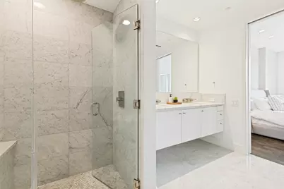 2408 Victory Park Lane #1035, Dallas, TX 75219 - Photo 17