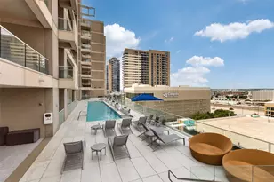 2408 Victory Park Ln, Dallas, TX 75219 - Photo 25