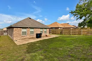 4025 St Christian St, Fort Worth, TX 76119 - Photo 5